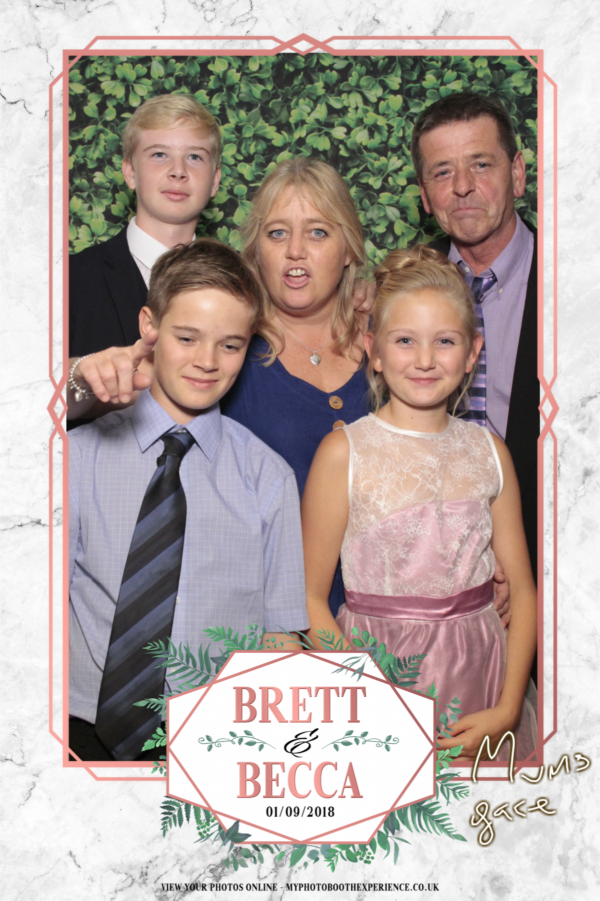 Brett & Becca's Wedding | View more photos from the event at gallery.myphotoboothexperience.co.uk/u/MyPhotoBoothExperienceLtd/Brett-Beccas-Wedding